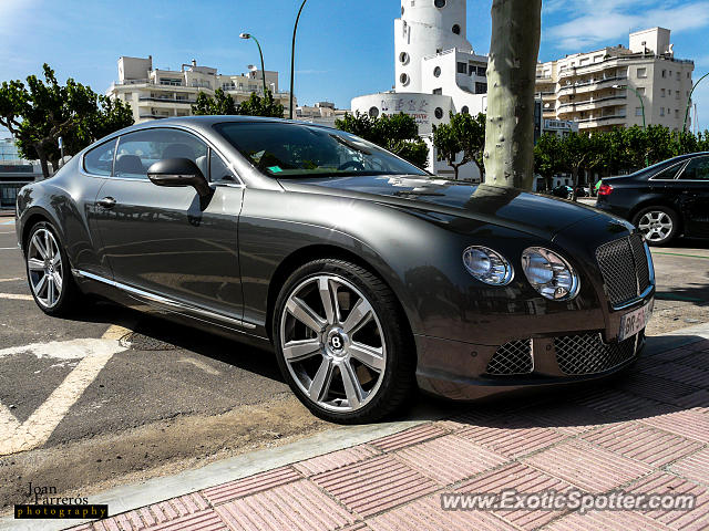 Bentley Continental spotted in Empuriabrava, Spain