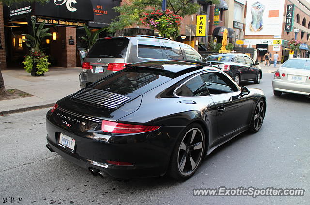 Porsche 911 spotted in Toronto, Canada