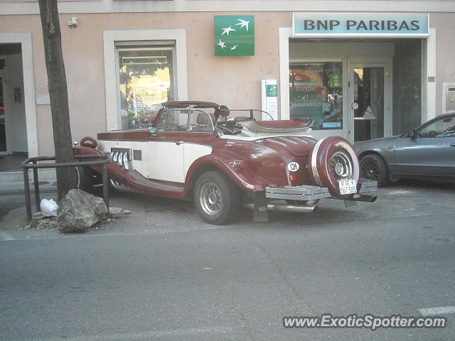 Other Vintage spotted in Isle s/ Sorgue, France