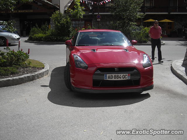 Nissan GT-R spotted in Val d'Isère, France