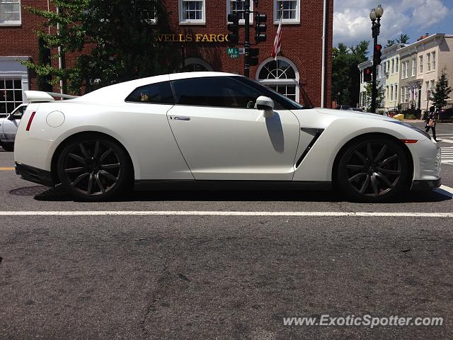 Nissan GT-R spotted in Washington DC, Washington