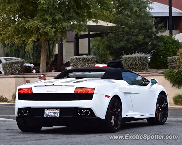 Lamborghini Gallardo spotted in Palm Springs, California