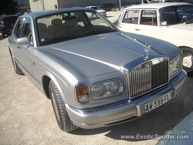 Rolls Royce Silver Seraph spotted in Avignon, France