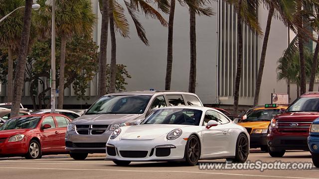 Porsche 911 GT3 spotted in Miami, Florida