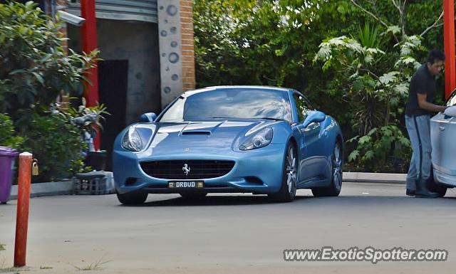 Ferrari California spotted in Sydney, Australia