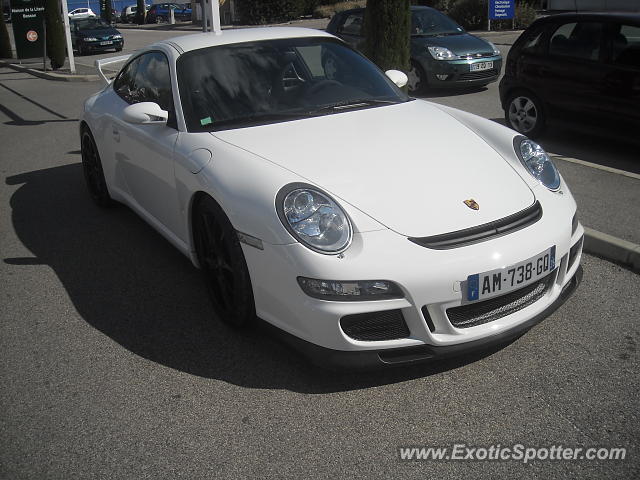 Porsche 911 GT3 spotted in Avignon, France