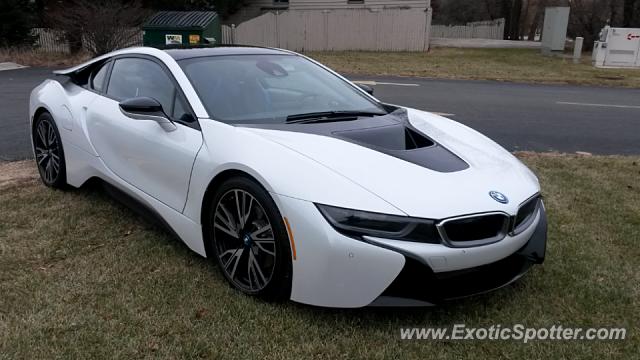 BMW I8 spotted in Naperville, Illinois