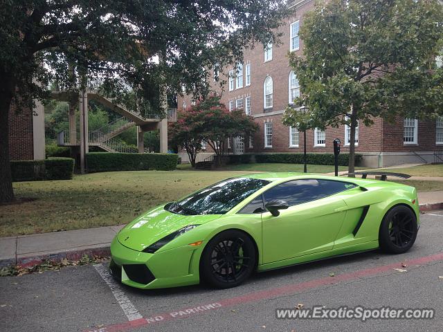 Lamborghini Gallardo spotted in Dallas, Texas