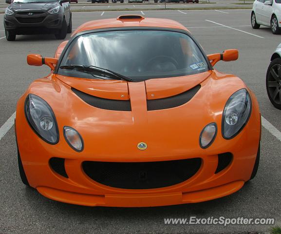 Lotus Elise spotted in Austin, Texas