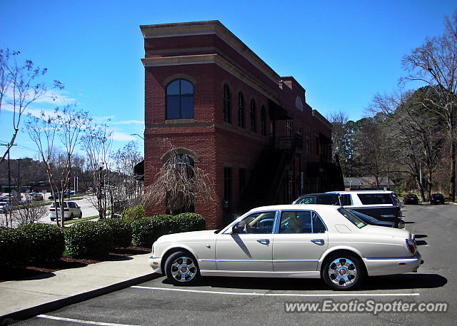 Bentley Arnage spotted in Cary, North Carolina