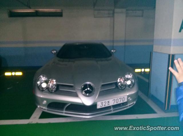 Mercedes SLR spotted in Daegu, South Korea