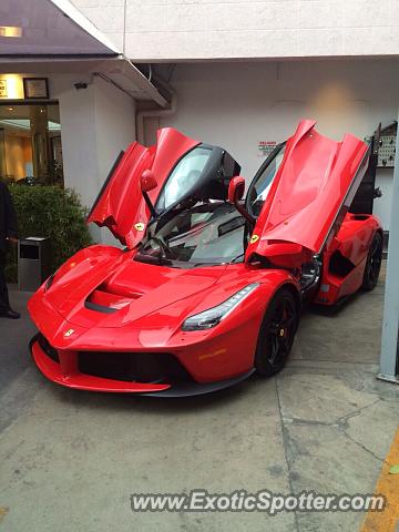 Ferrari LaFerrari spotted in Mexico City, Mexico