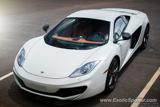 Mclaren MP4-12C spotted in Brasilia, Brazil