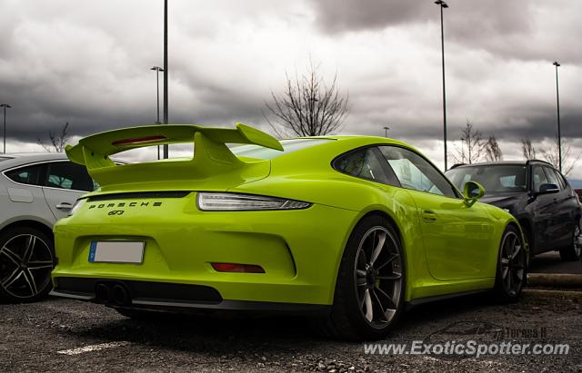 Porsche 911 GT3 spotted in Stuttgart, Germany