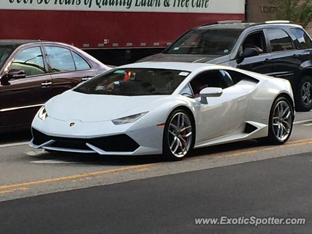 Lamborghini Huracan spotted in Chicago, Illinois