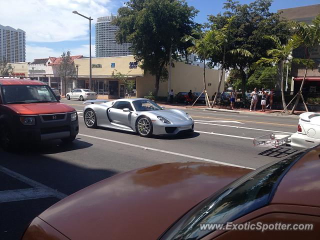 Porsche 918 Spyder spotted in Miami, Florida