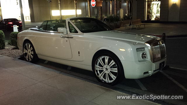 Rolls-Royce Phantom spotted in Phoenix, Arizona