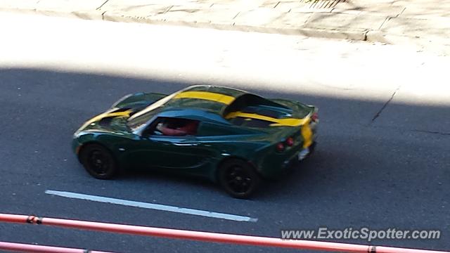 Lotus Elise spotted in Vancouver, Canada