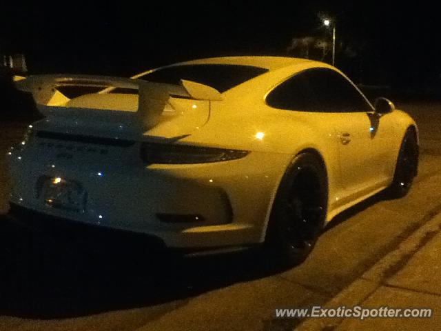 Porsche 911 GT3 spotted in Hartland, Wisconsin