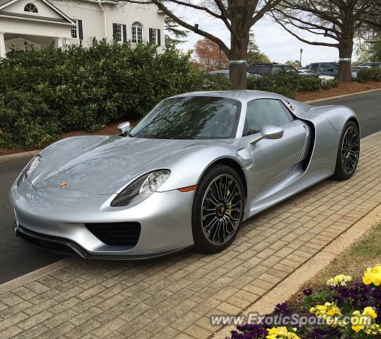 Porsche 918 Spyder spotted in Charlotte, North Carolina