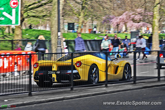 Ferrari LaFerrari spotted in London, United Kingdom