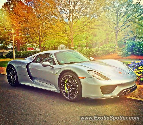 Porsche 918 Spyder spotted in Charlotte, North Carolina