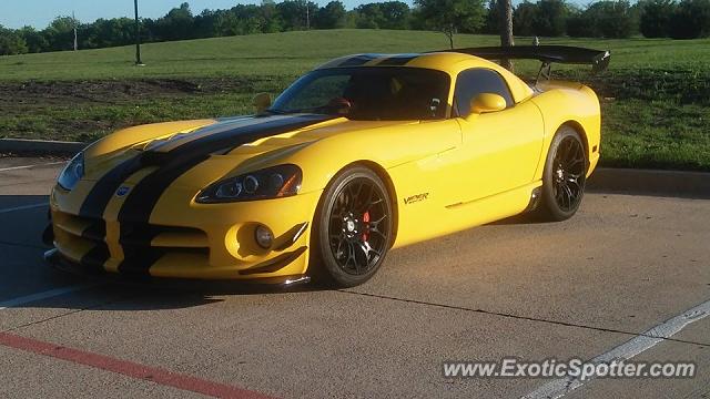 Dodge Viper spotted in Lancaster, Texas