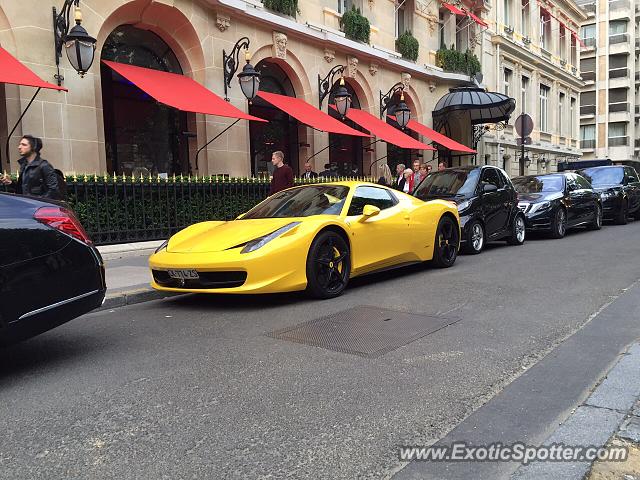 Ferrari 458 Italia spotted in Paris, France