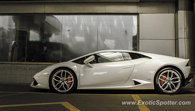 Lamborghini Huracan spotted in São Paulo, Brazil