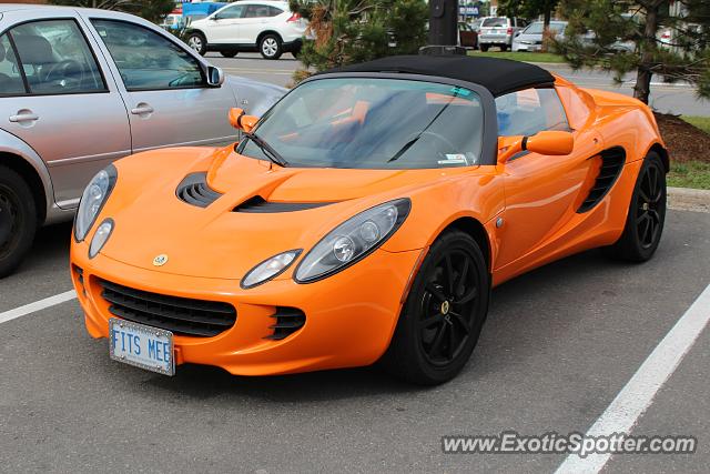 Lotus Elise spotted in Ottawa, ON, Canada