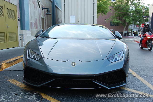 Lamborghini Huracan spotted in Menlo Park, California