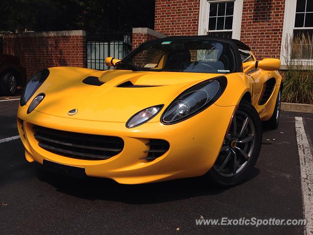 Lotus Elise spotted in D.C., Washington