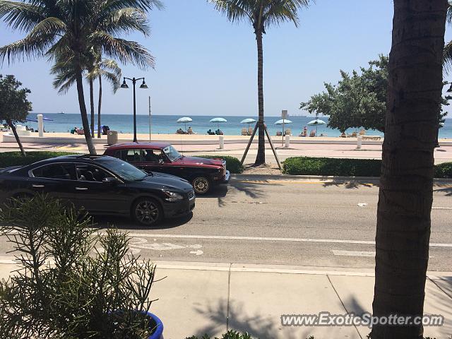 Rolls-Royce Silver Shadow spotted in Fort Lauderdale, Florida