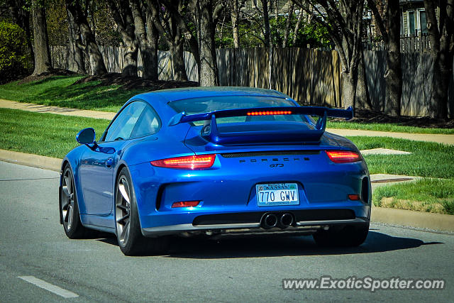 Porsche 911 GT3 spotted in Overland Park, Kansas