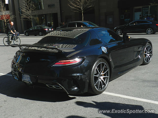 Mercedes SLS AMG spotted in Toronto, Canada