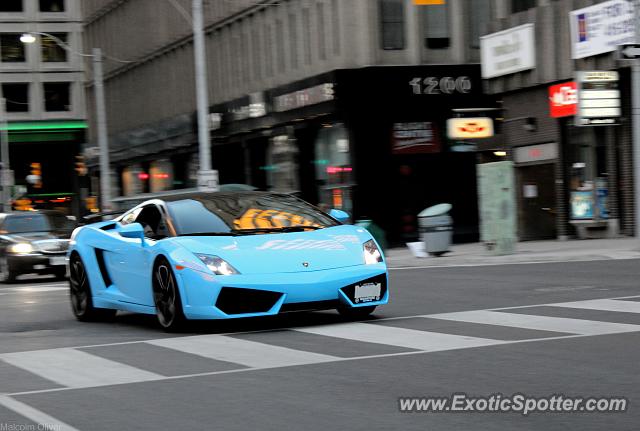 Lamborghini Gallardo spotted in Toronto, Canada
