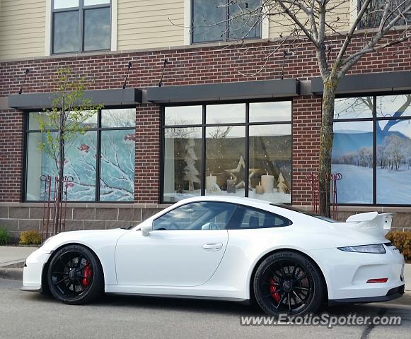 Porsche 911 GT3 spotted in Hartland, Wisconsin