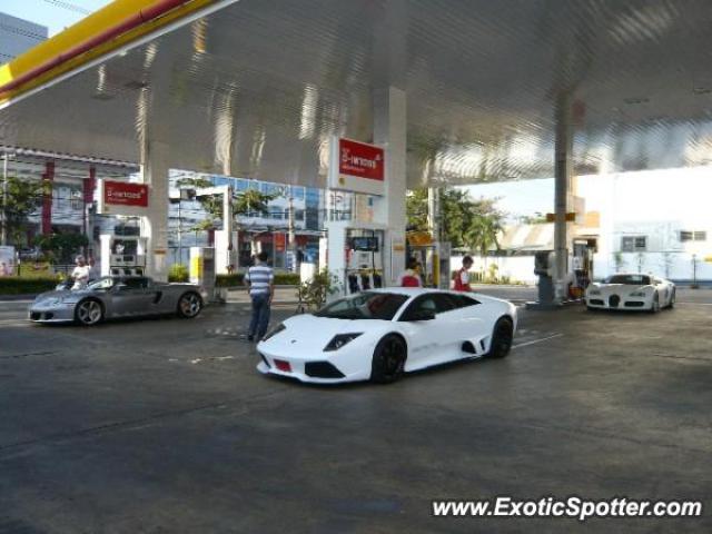 Bugatti Veyron spotted in BANGKOK, Thailand