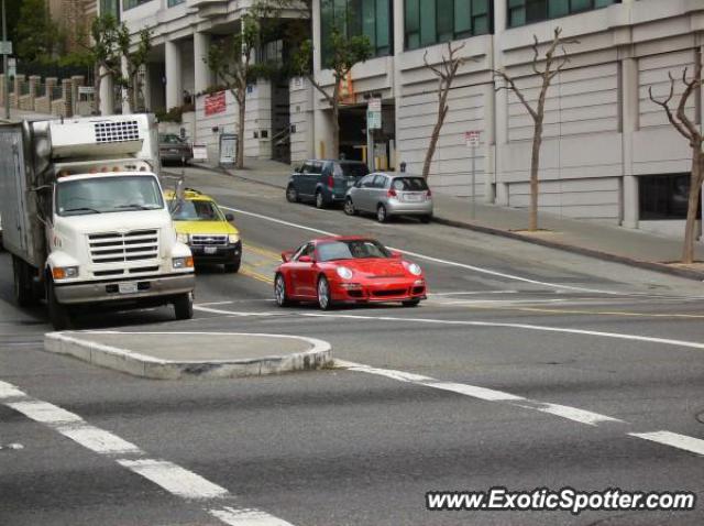 Porsche 911 GT3 spotted in San Francisco, California