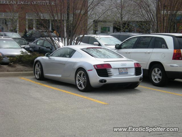 Audi R8 spotted in Deerpark, Illinois