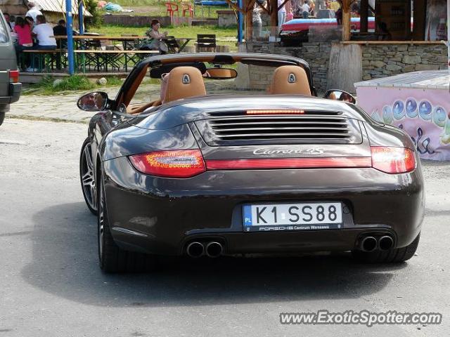 Porsche 911 spotted in Zakopane, Poland