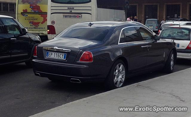 Rolls-Royce Ghost spotted in Florence, Italy