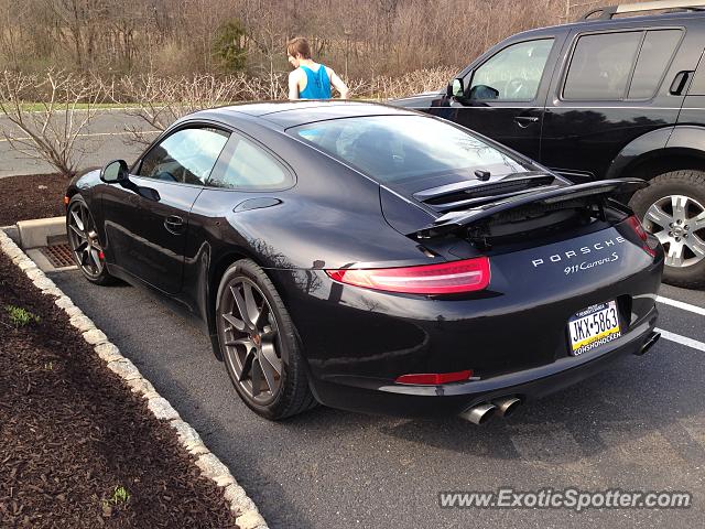Porsche 911 spotted in Center valley, Pennsylvania