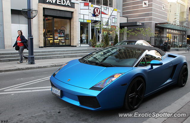 Lamborghini Gallardo spotted in Toronto, Canada