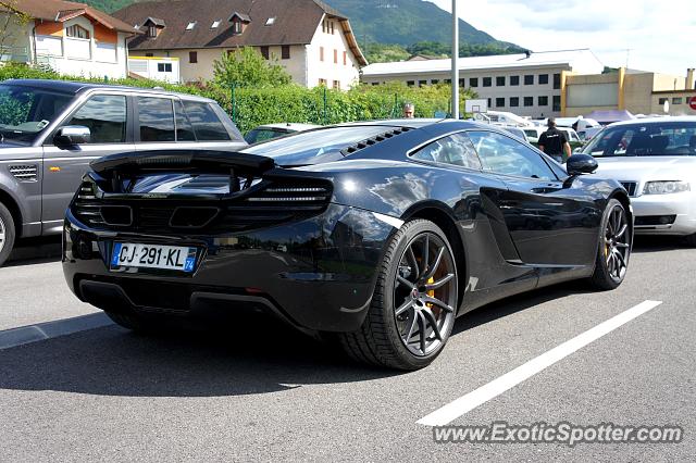 Mclaren MP4-12C spotted in Seyssel, France