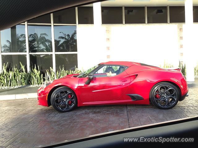 Alfa Romeo 4C spotted in Miami Beach, Florida