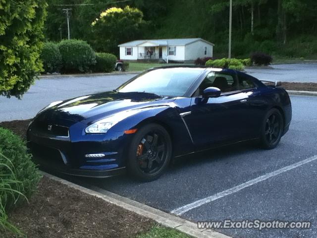 Nissan GT-R spotted in Cherokee, North Carolina