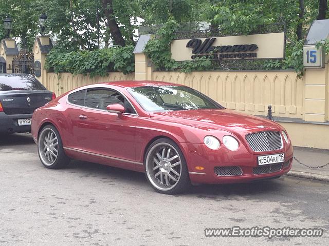 Bentley Continental spotted in Moscow, Russia