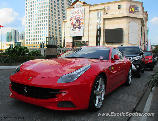 Ferrari FF spotted in Jakarta, Indonesia