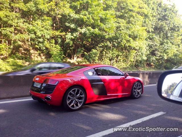 Audi R8 spotted in N118, France